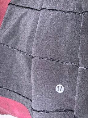 lululemon athletica skirt size 2